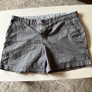 Old Navy everyday short